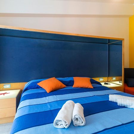 La Favorita Hotel กาลาโกโนเน ภายนอก รูปภาพ
